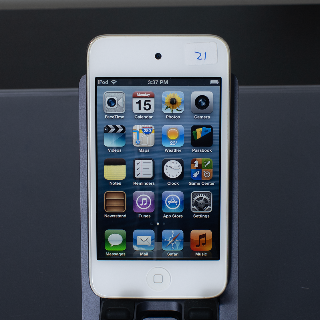 iPod Touch 4 - 16GB - iOS 6.1.6 - Good condition