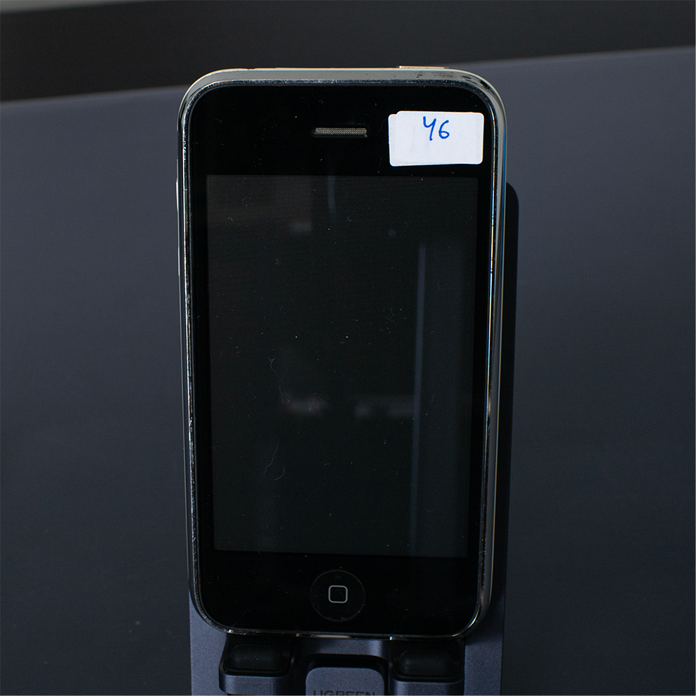 iPhone 3GS - 16GB - iOS 6.1.6 - Unlocked - All good
