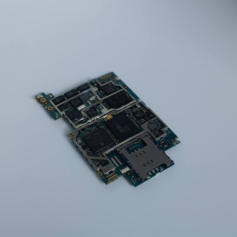 iPhone 3GS - Motherboard