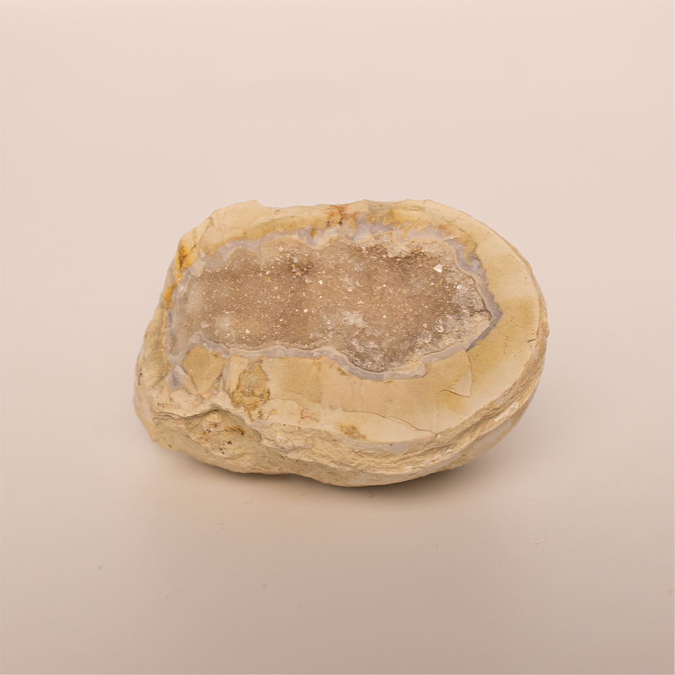 Druzy Chalcedony Agate - 4.5 x 3.0 x 2.5 cm